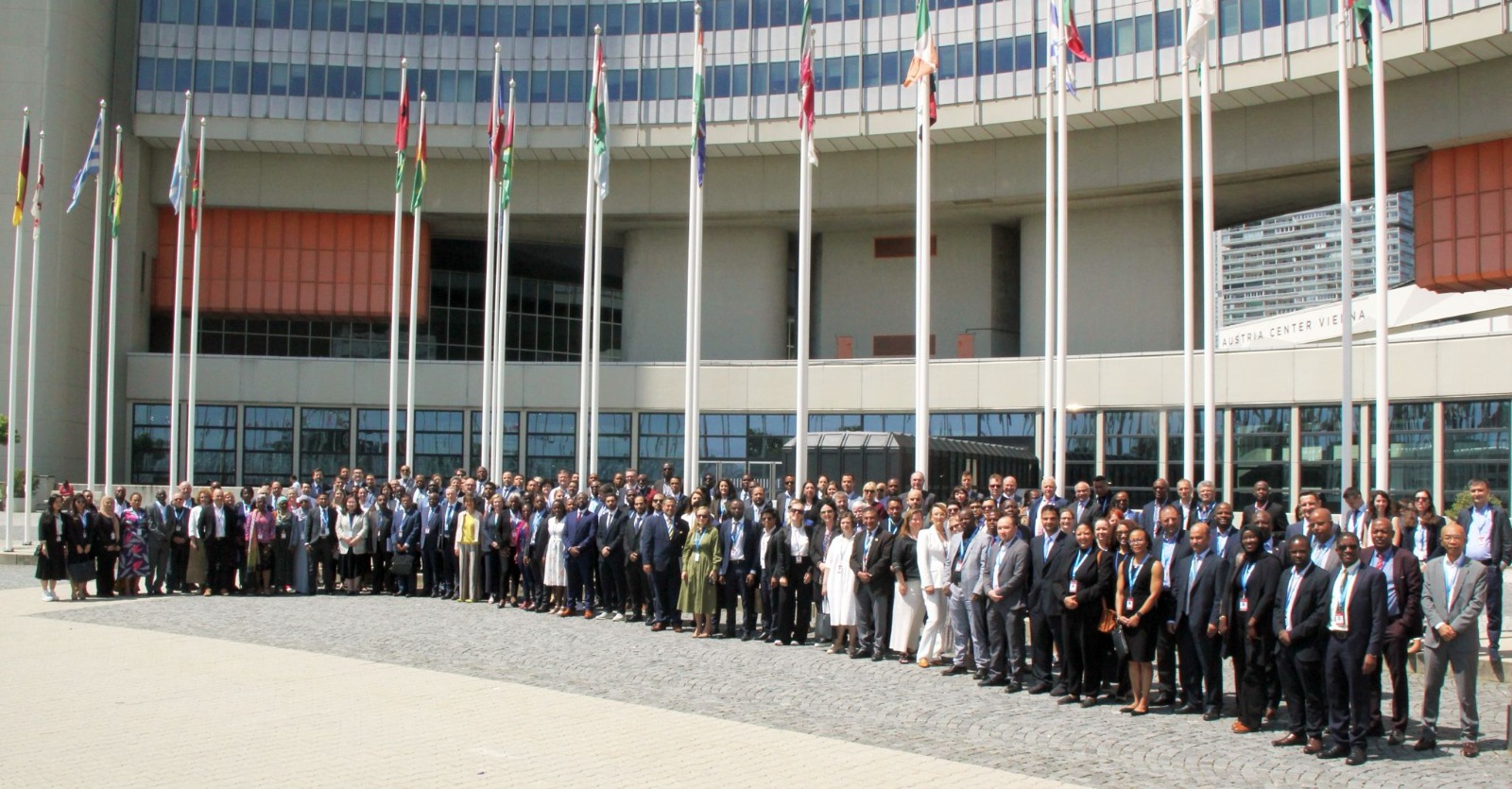 وفد وزارة الداخلية يشارك باجتماع المعلومات المتعلقة بتطبيق دليل استيراد وتصدير المصادر المشعة<